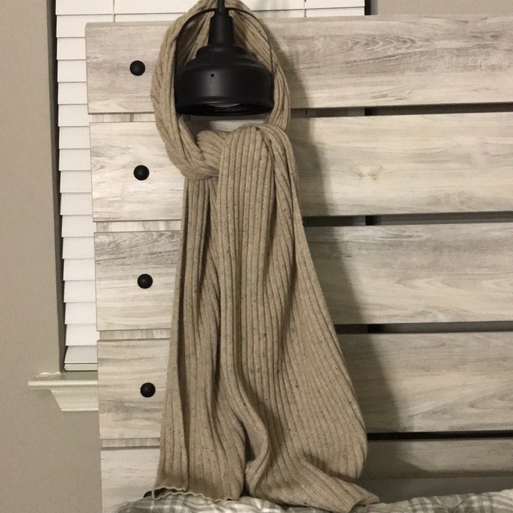 Tan knitted scarf